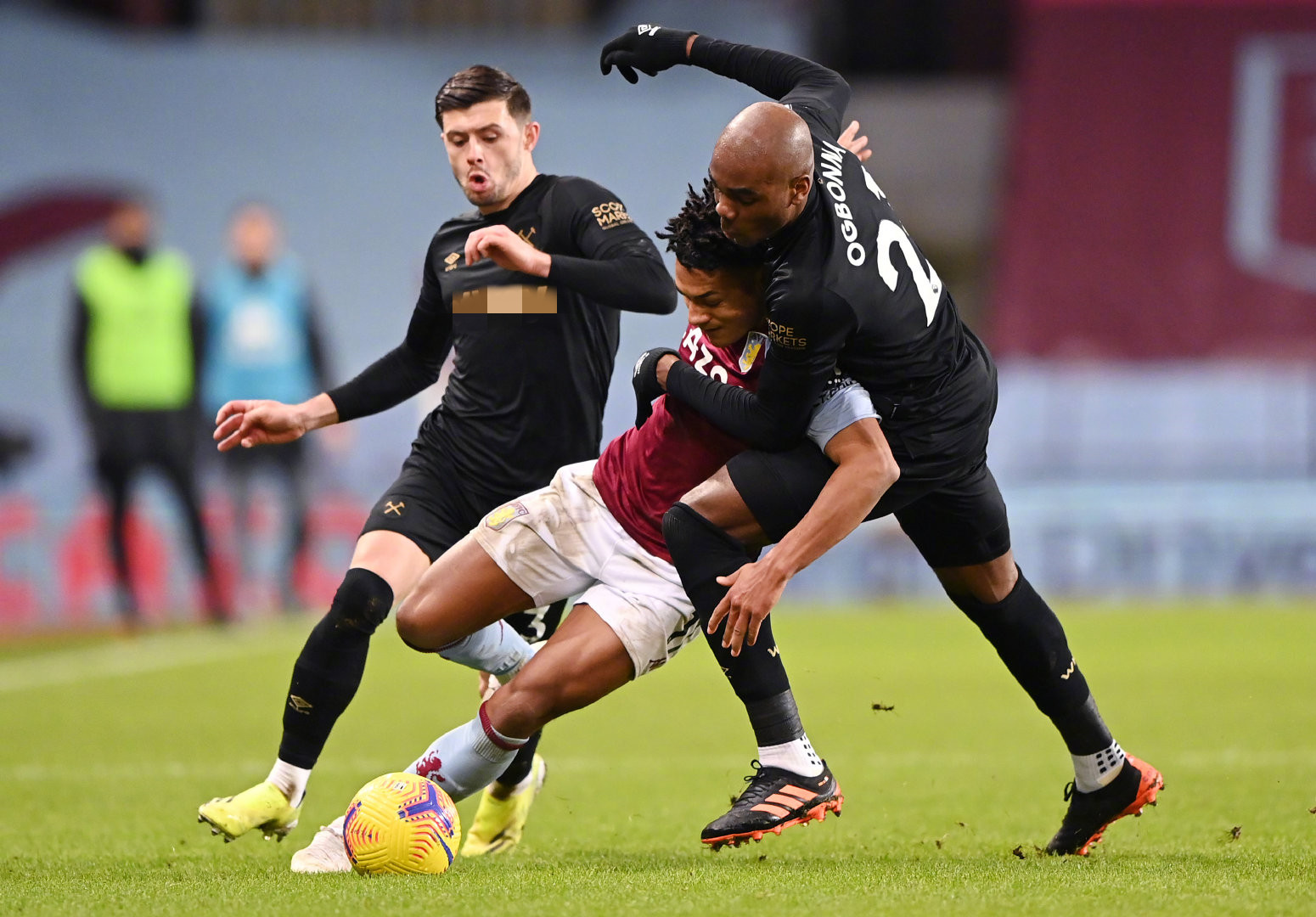 众赞叹不已 众赞叹不已