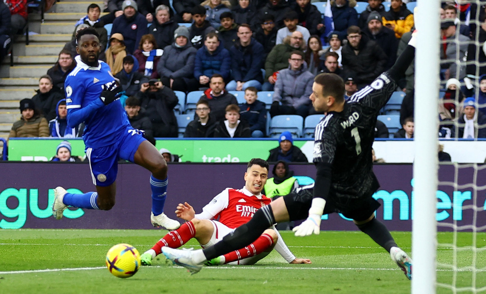 够在赛场上 够在赛场上